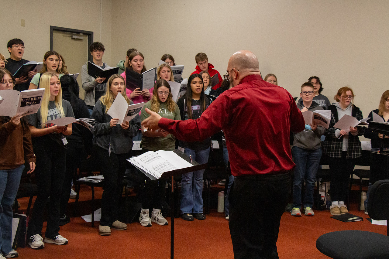 students singing