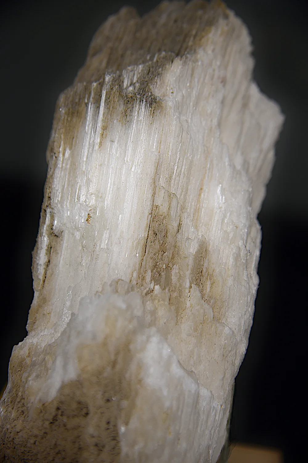 Gypsum sample