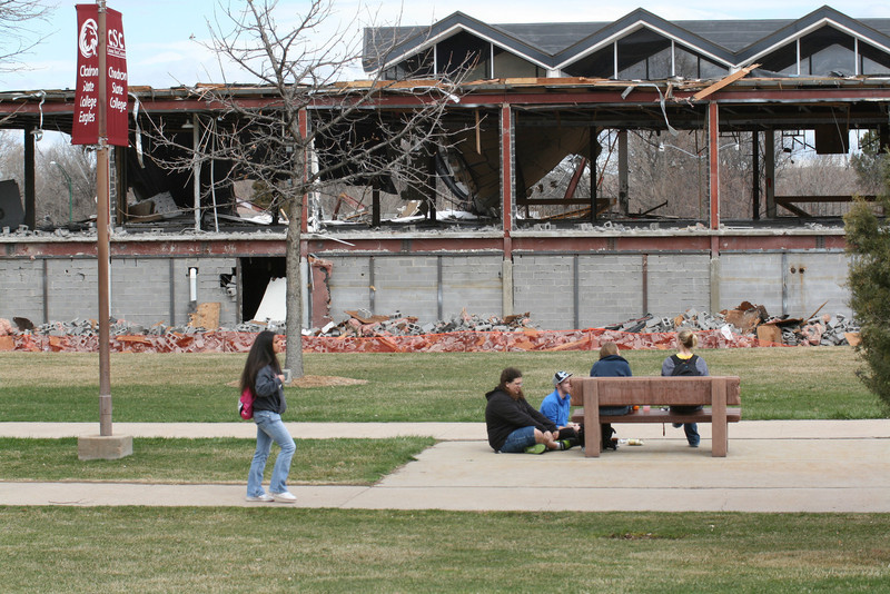 Students enjoy a break near the Kline Center demolition project.
