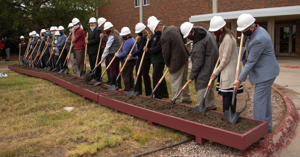 Dignitaries take part in Chadron State College's Math Science Center Of Innovative Learning (COIL) ground breaking