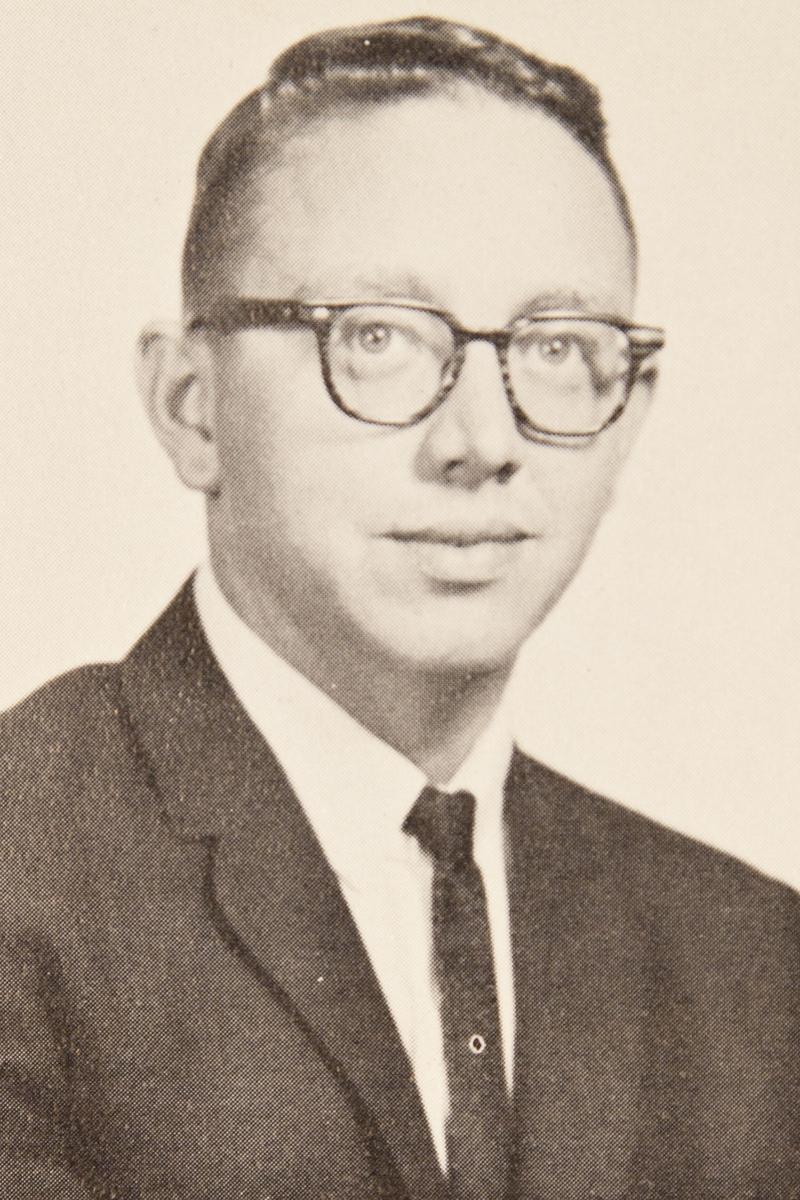 Ralph Hale