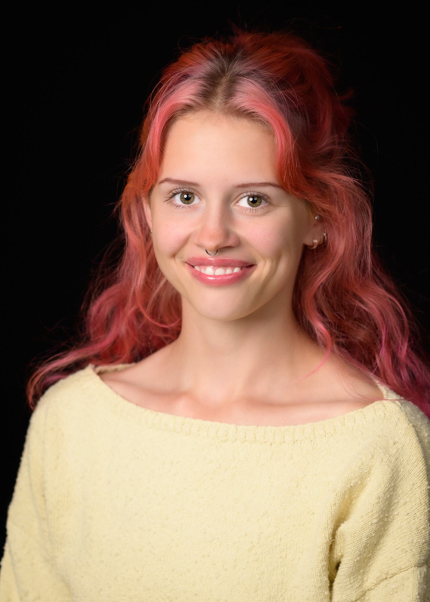 Photo of Elle Hewitt